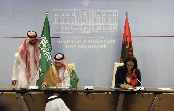 Sultan Al-Marshad, CEO of the Saudi Fund for Development and Albanian Minister of Finance and Economy Delina Ibrahimaj sign the road financing project in a ceremony in Tirana on Wednesday. 

