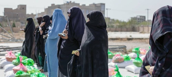 Women and children in the waiting room of a health clinic in Kandahar, Afghanistan. — courtesy UNICEF/Alessio Romenzi