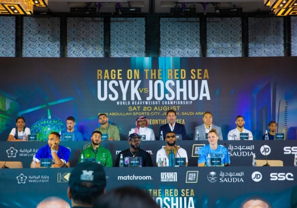 Amid singing, dancing and deep talk, Usyk and Joshua address pre-fight press conference