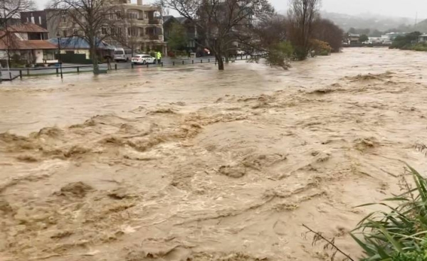 Rains pounding New Zealand ease but more forced from homes