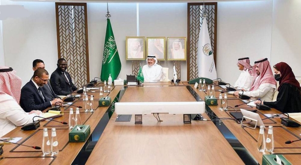 Advisor at the Royal Court and General Supervisor of King Salman Humanitarian Aid and Relief Center (KSrelief) Dr. Abdullah Bin Abdulaziz Al Rabeeah met here Tuesday with Head of the Regional Delegation of the International Committee of the Red Cross (ICRC) in the Gulf Cooperation Council (GCC) countries Mamadou Sow.