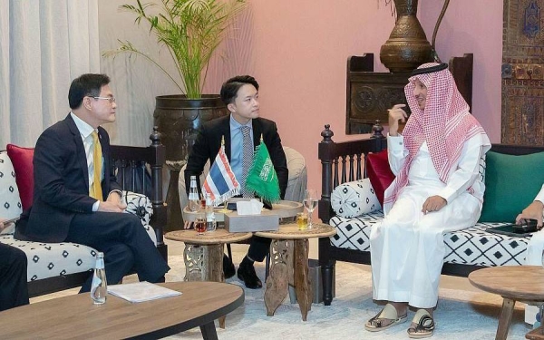 Minister of Commerce and Chairman of the Board of Directors of the General Authority for Foreign Trade Dr. Majid Bin Abdullah Al-Qasabi met here Sunday with Deputy Prime Minister and Minister of Commerce of the Kingdom of Thailand Jurin Laksanawisit In Riyadh.