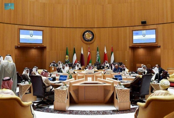 The agenda of the meeting includes following up the implementation of the decisions of the 42nd GCC Riyadh summit.