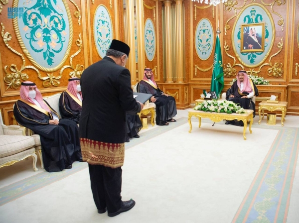 Custodian of the Two Holy Mosques King Salman receives credentials of foreign ambassadors at Al-Salam Palace in Jeddah.