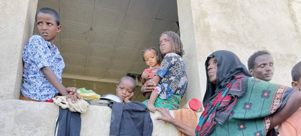 WFP distribution of emergency food rations to conflict affected communities, Ethiopia. — courtesy WFP/Claire Nevill