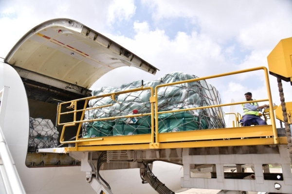 The sixth and seventh Saudi relief planes, laden with 60 tons of aid, including tents, blankets, shelter kits, food baskets and dates, benefiting 8,424 people, arrived in Karachi, Pakistan, on Sunday.