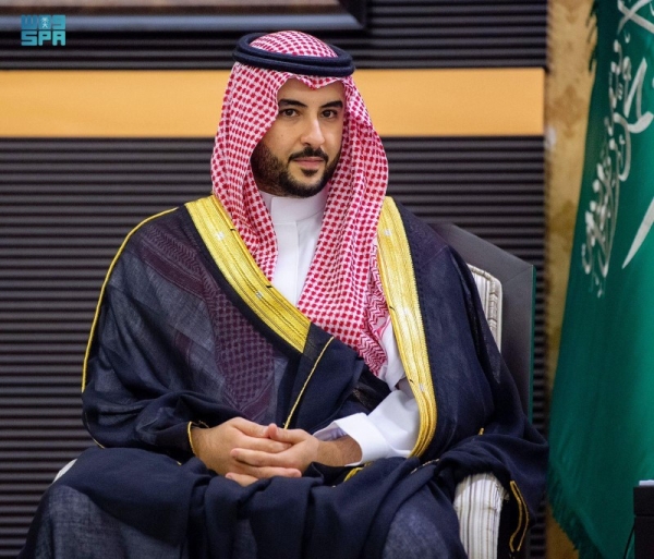 Saudi Arabia’s new Defense Minister Prince Khalid bin Salman reaffirmed on Wednesday that his ministry will follow the Crown Prince and Prime Minister Mohammed bin Salman’s path that he has formulated to make the ministry a modern institution possessing professional military forces that can protect the security of the homeland and defend its interests.