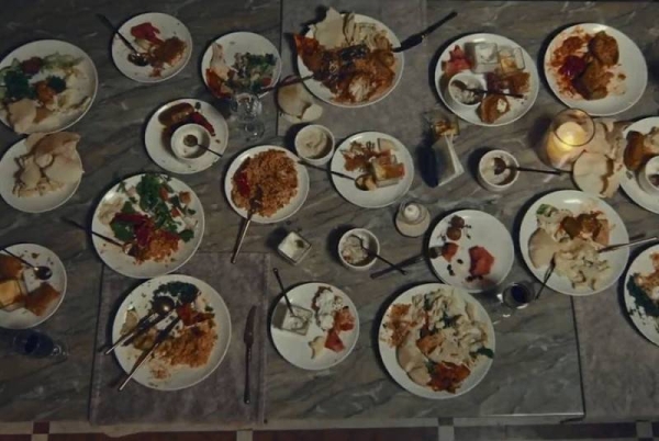 Food waste costs Saudi Arabia SR40 billion in a year and the percentage of waste accounts for 33 percent. 

