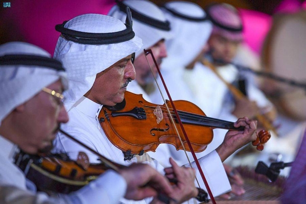 The concert titled “Masterpieces of Saudi Music” is a combined show between a Saudi band and the French orchestra and it is regarded as the first Arab participation in the history of the Chatelet Theater. 