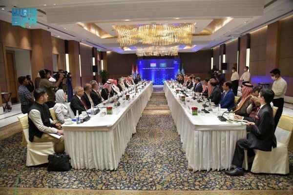 Prince Abdulaziz held meetings with the Indian Minister of Commerce and Industry Piyush Goyal; Minister of Petroleum, Hardeep Singh; Minister of Electricity, Raj Kumar Singh, and a number of leaders of the Indian business sector.