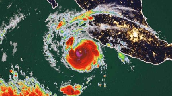 Hurricane Roslyn is expected to make landfall along the western Mexican coast this weekend. — courtesy CNN Weather