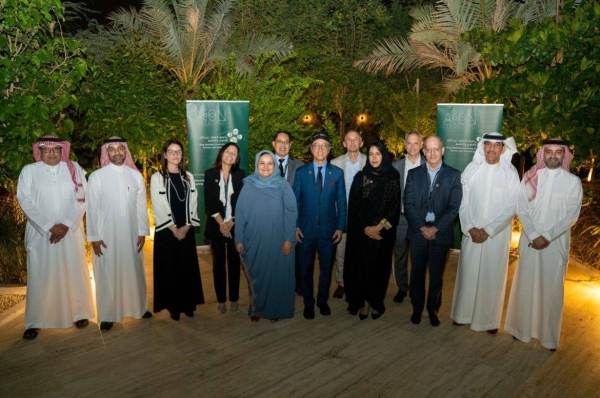This MOU will pave the way for strengthening cooperation in strategic projects and initiatives to advance sustainability education and outreach, the advancement of research communication and emerging sustainability topics, capacity building and the engagement of youth.