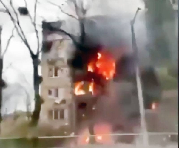 Russian missiles struck Kyiv on Tuesday afternoon, hitting three residential buildings,

