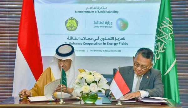 Minister of Energy Prince Abdulaziz Bin Salman and Indonesia's Minister of Energy and Mineral Resources Arifin Tasrif signed a MoU for cooperation between the two countries in the fields of energy, in Bali, Indonesia.