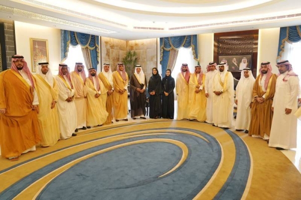 Prince Khaled Al-Faisal, emir of Makkah and adviser to Custodian of the Two Holy Mosques, received Sheikh Abdullah Saleh Kamel, chairman of the Board of Directors of the Makkah Chamber of Commerce and Industry (MCCI), and members of the board at the emirate’s headquarters here on Monday.