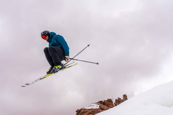 Snowmaking technicians in the ski village of TROJENA project have successfully managed to produce artificial snow in the Sarawat Mountains.
