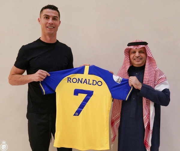 The picture of the Portuguese footballer Cristiano Ronaldo holding his Al-Nassr shirt received 28 million likes so far in less than 24 hours after the official announcement of his joining the Saudi club.