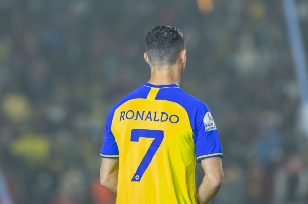 Cristiano Ronaldo got an rousing reception at a packed Mrsool Park in Riyadh on Tuesday as he was warmly welcomed by Al-Nassr fans. — photo by Ahmed Nashi