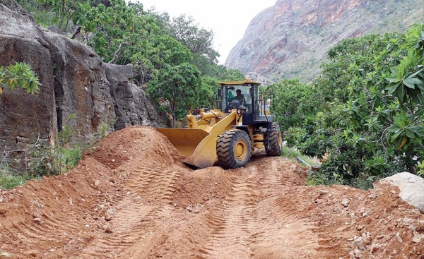 SPDRY reopened the recently damaged “Ayaft” road in Socotra Governorate using heavy equipment in coordination with the local authority in Socotra.
