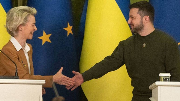 Ukrainian President Volodymyr Zelensky, right, and European Commission President Ursula von der Leyen during the EU-Ukraine summit in Kyiv, Ukraine, Feb. 2,