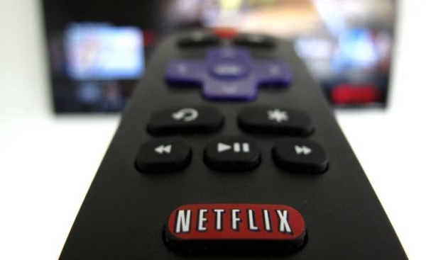 Netflix steps up its effort to be paid for account sharing