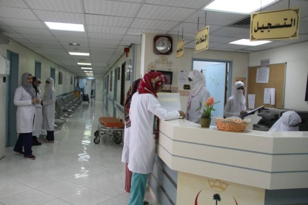 The Saudi doctor shall be specialized in the respective clinical field and shall be engaged in full-time management and supervision of the institution.  