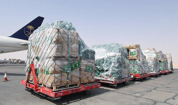 The tenth Saudi relief plane took off Wednesday from King Khalid International Airport, heading for Gaziantep Airport with 90 tons of food items and medical supplies.
