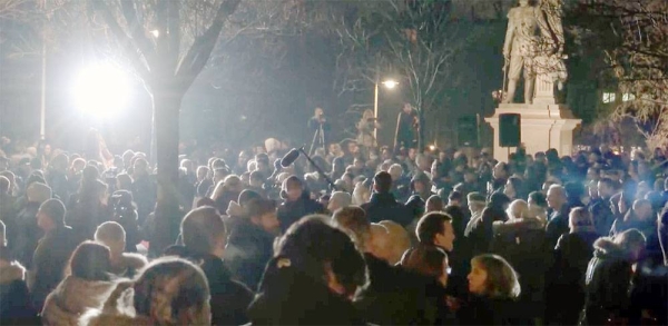 People demonstrate far-right protest in Belgrade over the government’s policy toward Kosovo on Wednesday.