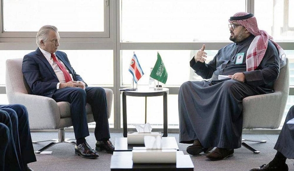 Minister of Economy and Planning Faisal Bin Fadhil Al Ibrahim has met with Minister of Foreign Affairs and Worship of the Republic of Costa Rica Dr. Arnoldo Andre Tinoco in Riyadh on Tuesday.