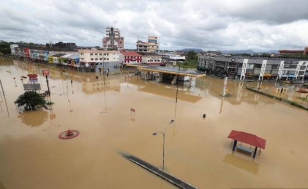Over 31,000 evacuated as floods hit four Malaysian states