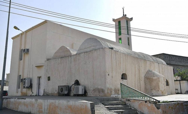 The archaeological mosque of the Jazan Valley Center marks an ancient history, possibly dating back more than 400 years.