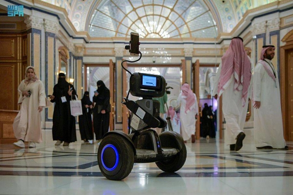 Saudi Arabia ranked 2nd globally in AI awareness, Stanford report shows