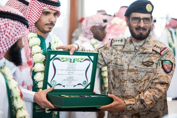 Deputy Chief of the General Staff and Commander of the Joint Forces Lt. Gen. Mutlaq Al-Azima welcomes the prisoners at King Khalid International Airport in Riyadh.