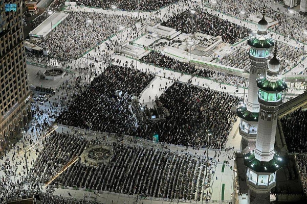 Over two million worshipers attend special prayers, seeking Laylatul Qadr at Holy Mosques