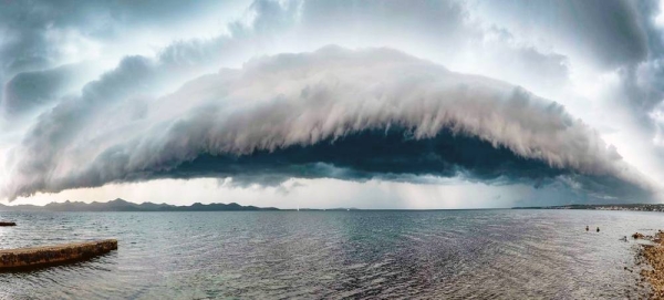 A shelf cloud in Zadar, Croatia. — courtesy WMO/Šime Barešić