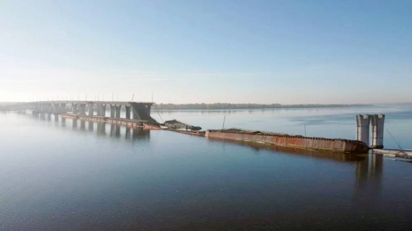 Russian troops destroyed the key Antonivskyi bridge over the Dnipro River when they were forced to withdraw last November. — courtesy Reuters