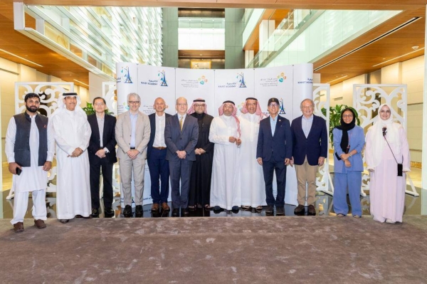 KAUST, represented by the KAUST Academy, signed a MoU on Sunday with “Jarir for Investment”, represented by the sons of Abdulrahman Al-Agil and businessman Ahmed Al-Agil, to support one of the training programs offered by the KAUST Academy during the 2023-2024 period.