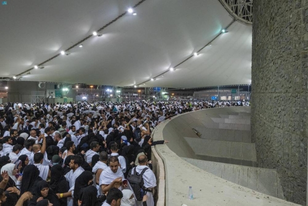 After performing wuquf (standing) at Arafat, the high point of the annual pilgrimage of Hajj, on Tuesday and spending overnight in Muzdalifah in an atmosphere full of spirituality, the Hajj pilgrims returned to their camps in the Tent City of Mina this morning to perform four main rituals of Hajj. 