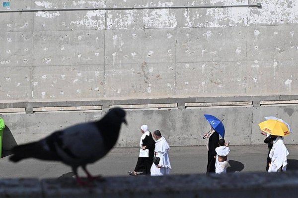 After performing wuquf (standing) at Arafat, the high point of the annual pilgrimage of Hajj, on Tuesday and spending overnight in Muzdalifah in an atmosphere full of spirituality, the Hajj pilgrims returned to their camps in the Tent City of Mina this morning to perform four main rituals of Hajj. 