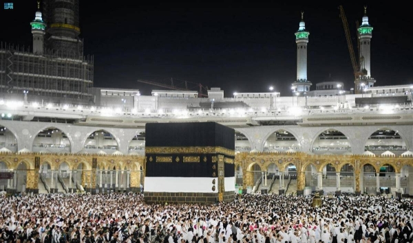 After performing wuquf (standing) at Arafat, the high point of the annual pilgrimage of Hajj, on Tuesday and spending overnight in Muzdalifah in an atmosphere full of spirituality, the Hajj pilgrims returned to their camps in the Tent City of Mina this morning to perform four main rituals of Hajj. 