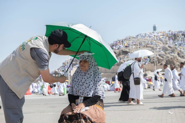 Hajj pilgrim being treated for heat exhaustion on Arafat Day in Hajj 2023