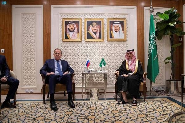 File photo of the Foreign Minister Prince Faisal Bin Farhan and his Russian counterpart Sergey Lavrov in Riyadh, 2022.