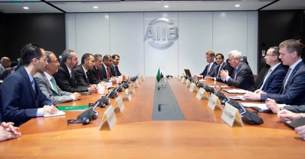 The Minister of Municipal, Rural Affairs, and Housing Majid Bin Abdullah Al-Hogail convened Monday in Beijing with key leaders from Chinese housing infrastructure companies.