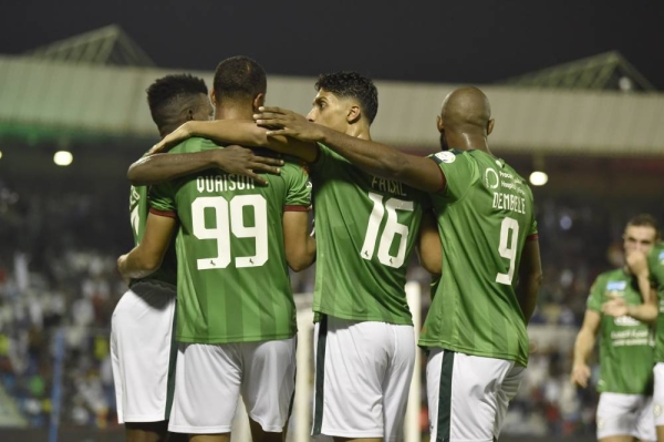  In a stunning upset, Steven Gerrard's Al-Ettifaq dealt a blow to Al-Nassr's celebrations by securing a remarkable 2-1 victory on Monday. 