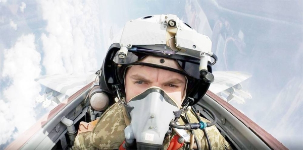 Ukraine’s celebrated fighter pilot Andrii Pilshchykov killed in a mid-air crash.