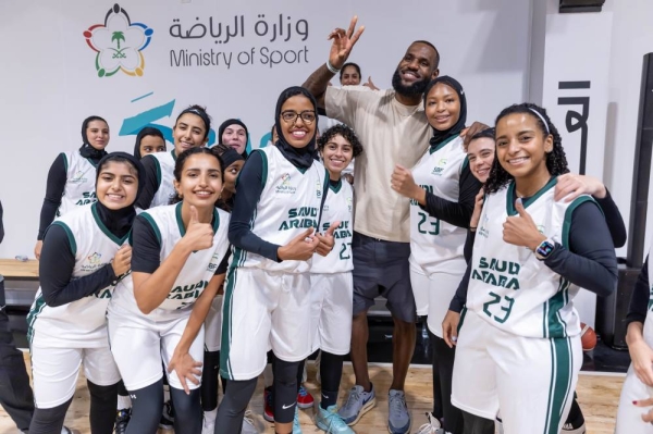 LeBron James actively participated in two training sessions alongside Saudi national basketball team players, including promising young talents and female athletes from the national women's team.