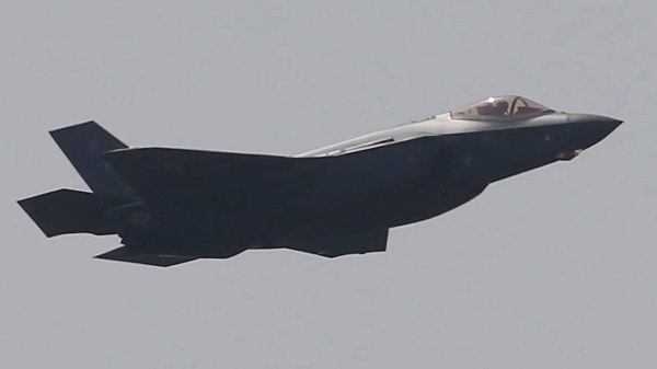 A Lockheed Martin F-35 Lightning II performs a demonstration flight in Paris in 2017.