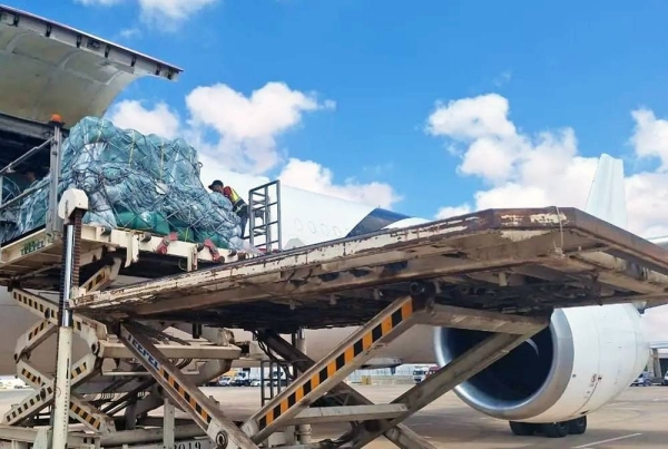 A fifth Saudi relief plane carrying 90 tons of food assistance arrived at Benghazi’s Benina International Airport Wednesday.
