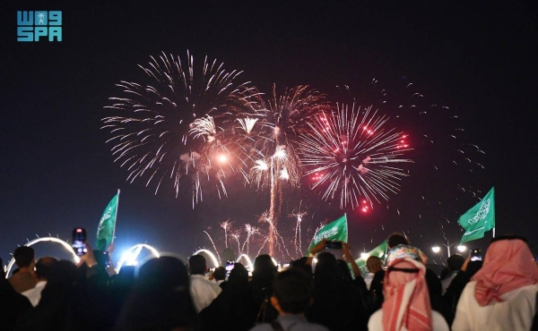 The glow of fireworks celebrating the 93rd Saudi National Day dazzled millions of citizens and residents in various regions of the Kingdom on Saturday evening.