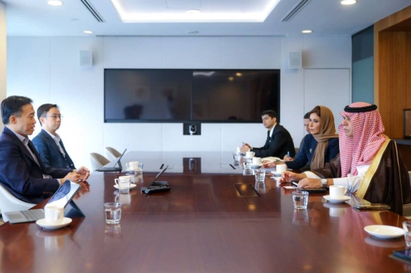 Minister of Commerce Dr. Majid Al-Qasabi headed Saudi Arabia's delegation, which included 36 officials from the public and private sectors, on a working visit to Singapore to discuss enhancing trade and economic partnership between the two countries.